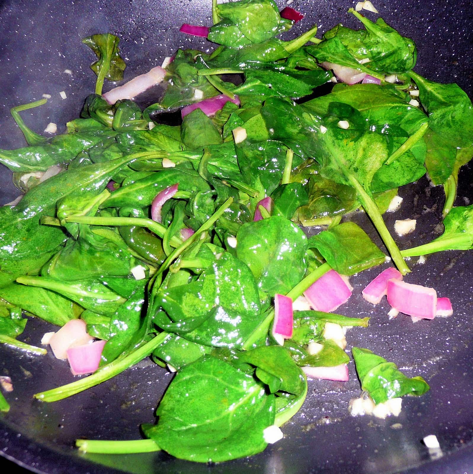 Wilted Spinach with Garlic Vinaigrette