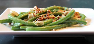 Green Beans with Garlic and Pecans