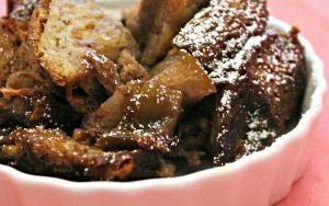 Slow Cooker Apple French Toast Casserole