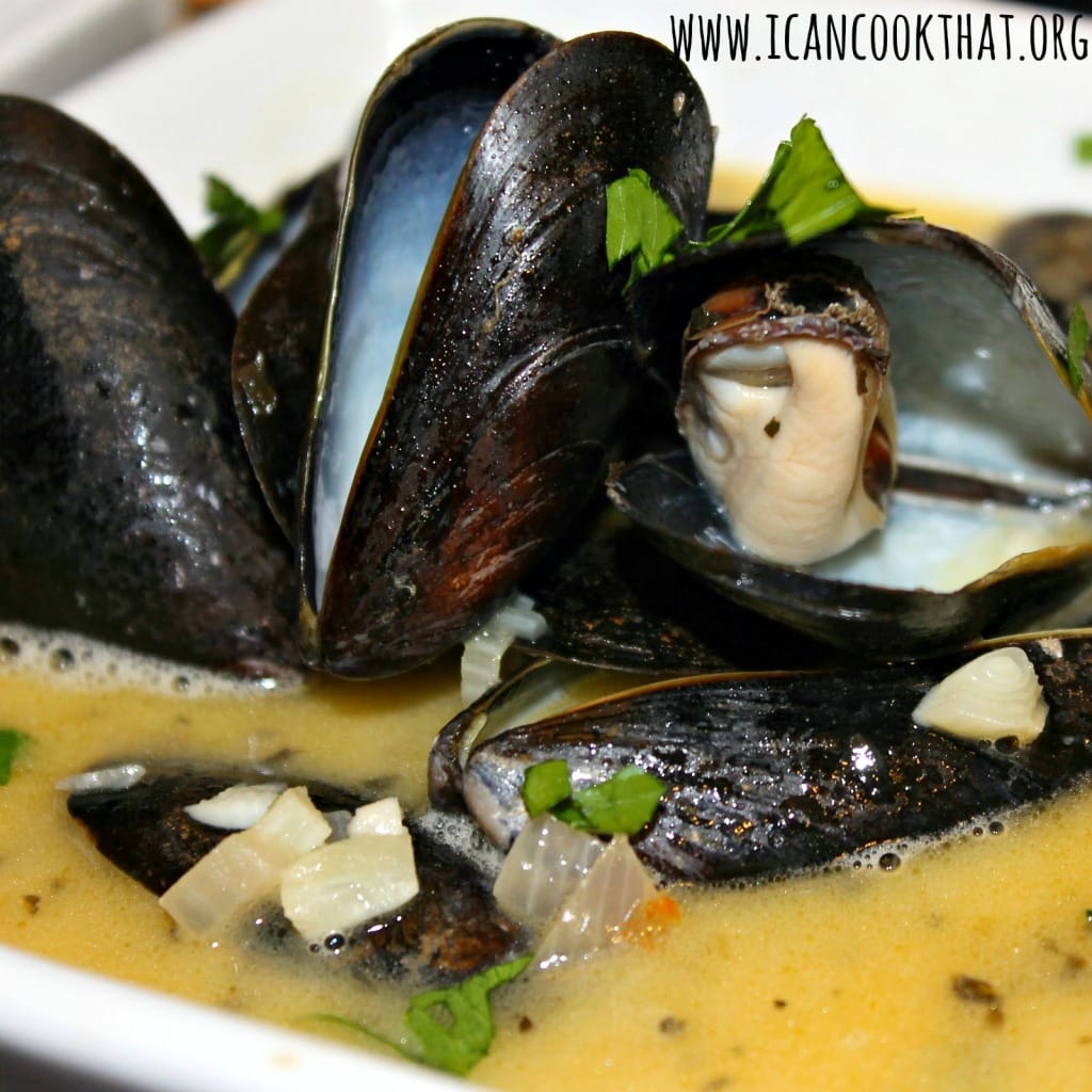 Mussels in White Wine Garlic Sauce