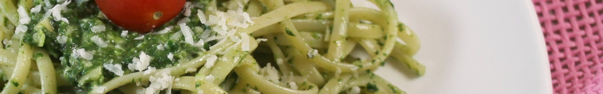 Linguine with Spinach Herb Pesto