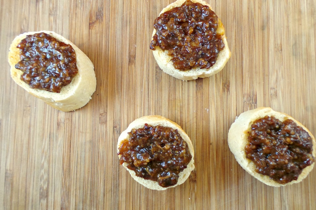 Slow Cooker Maple Bourbon Bacon Jam