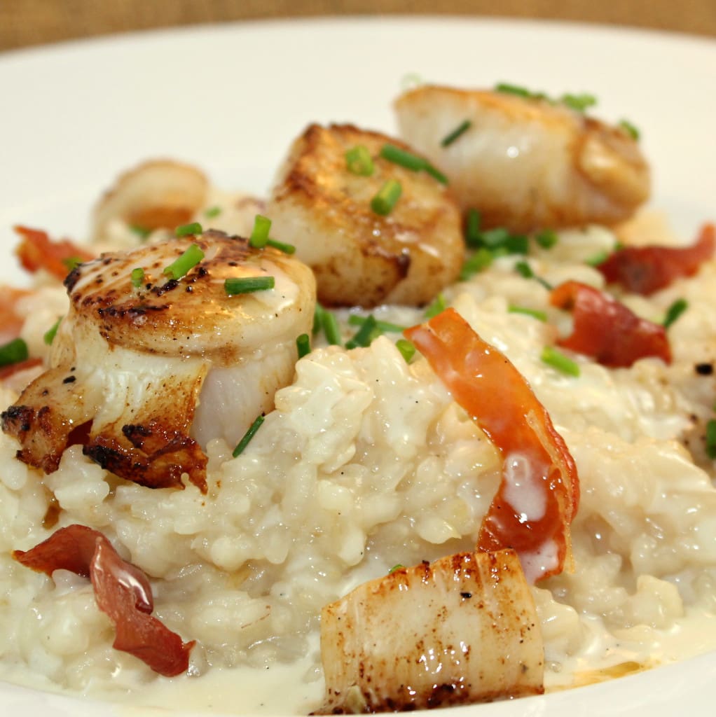 Seared Scallops with a Champagne-Vanilla Butter Sauce