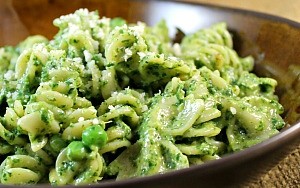 Pesto Pasta with Peas