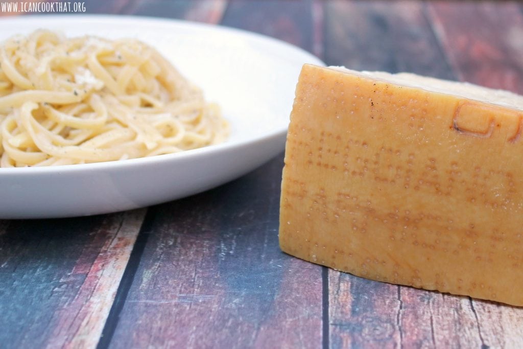 Cacio e Pepe (Cheese and Pepper Pasta)