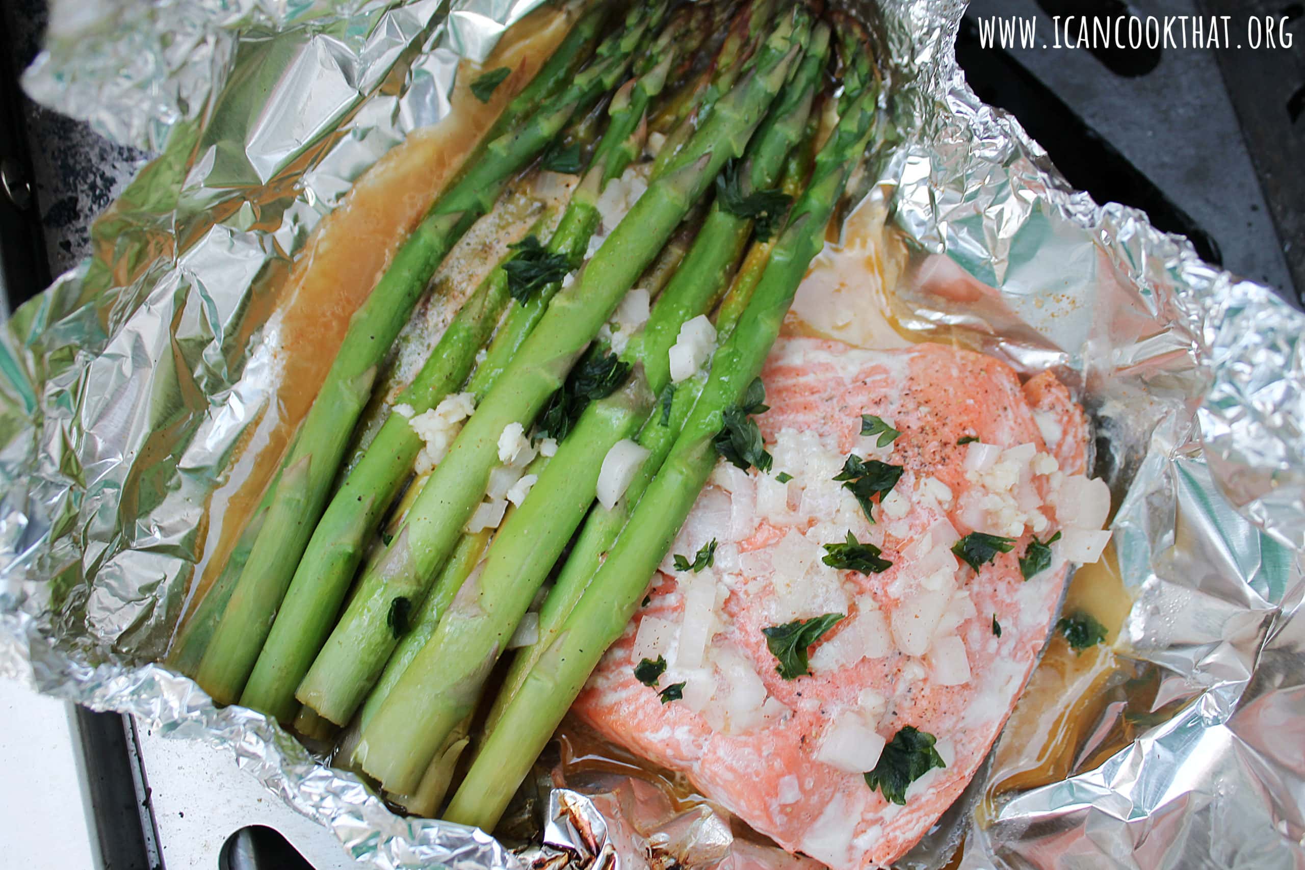 Grilled Salmon and Asparagus Foil Packets